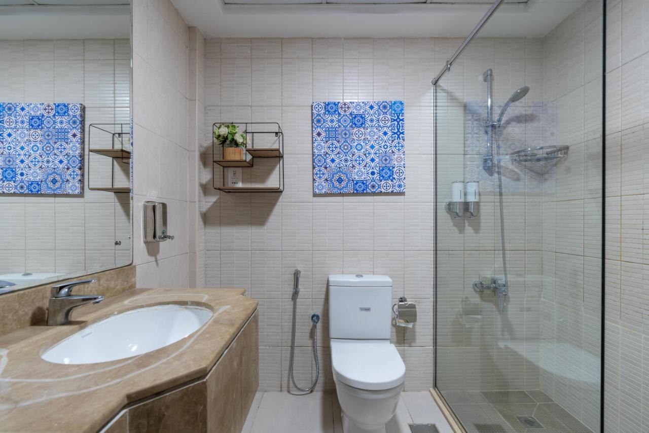 Convenient 2 beds in JLT 3 min from metro Lejlighed Dubai Eksteriør billede