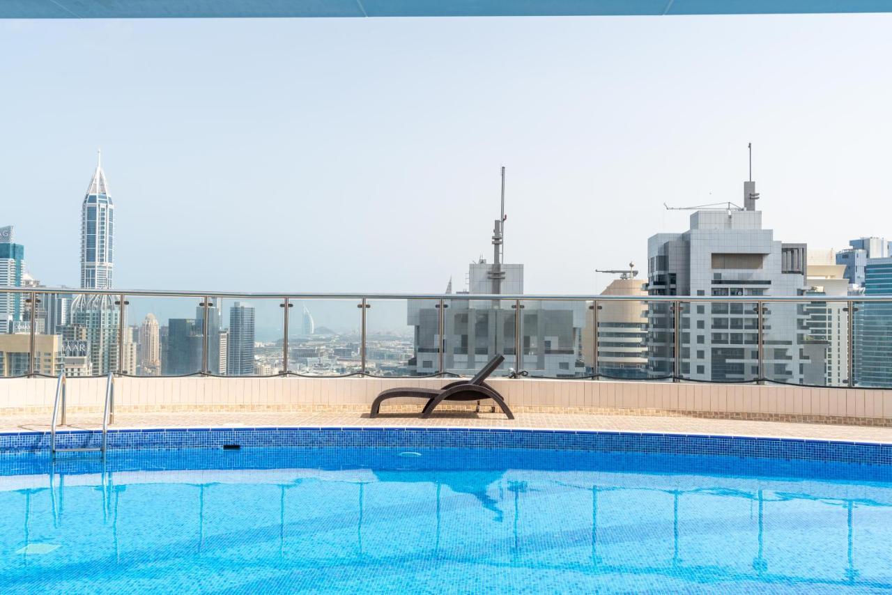 Convenient 2 beds in JLT 3 min from metro Lejlighed Dubai Eksteriør billede