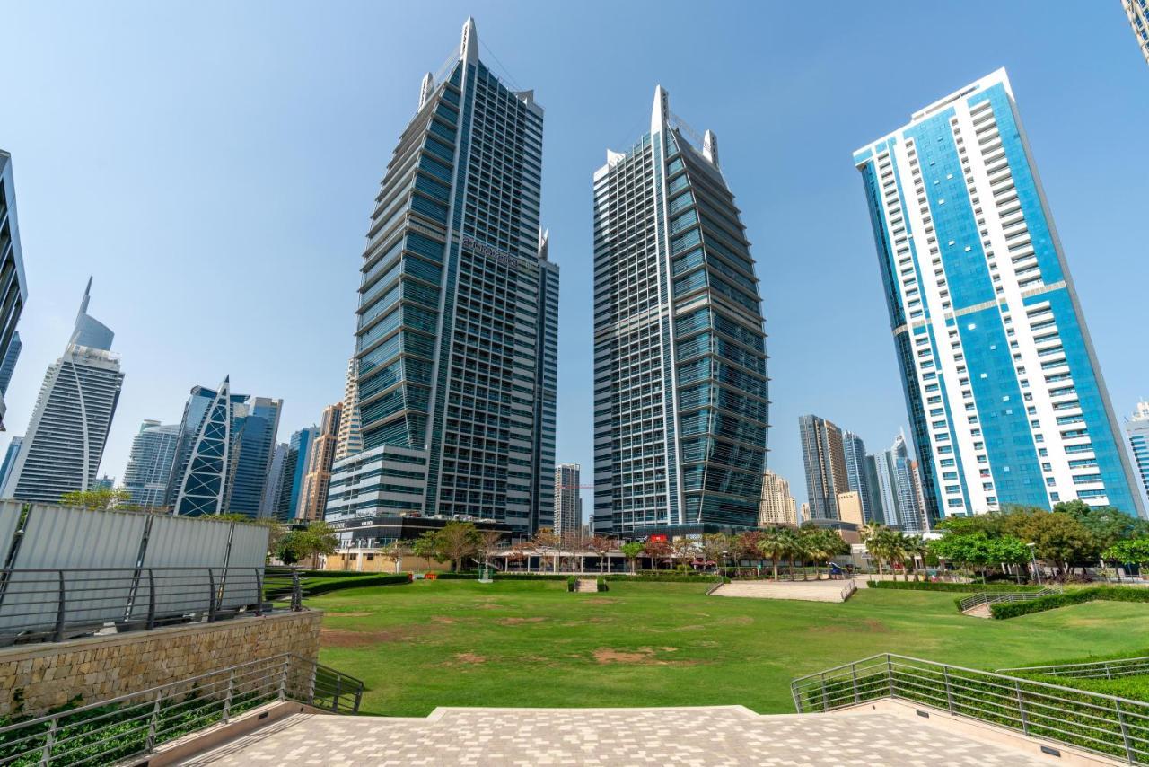 Convenient 2 beds in JLT 3 min from metro Lejlighed Dubai Eksteriør billede