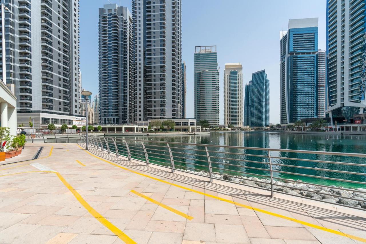 Convenient 2 beds in JLT 3 min from metro Lejlighed Dubai Eksteriør billede