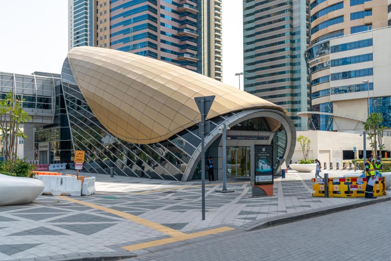 Convenient 2 beds in JLT 3 min from metro Lejlighed Dubai Eksteriør billede